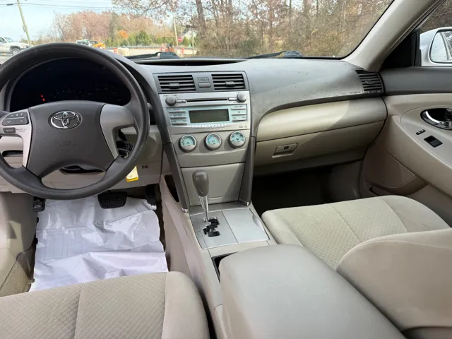 2007 Toyota Camry LE - Photo 13