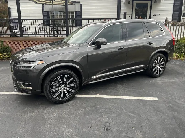 2024 Volvo XC90 B5 Core photo 3