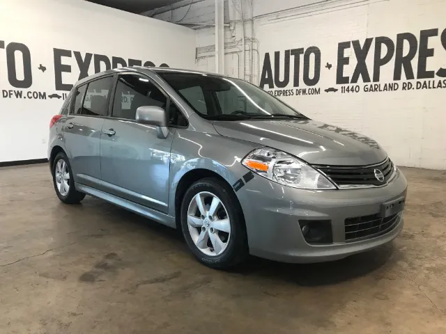 2012 Nissan Versa SL