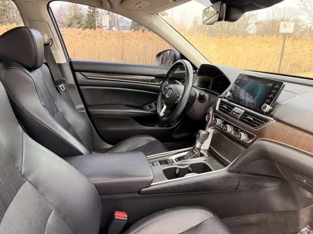 2018 Honda Accord EX-L - Photo 18
