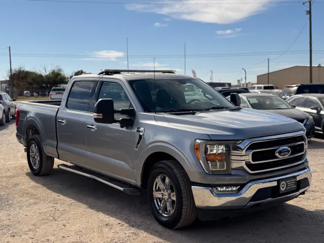 2022 Ford F-150 XLT's photo