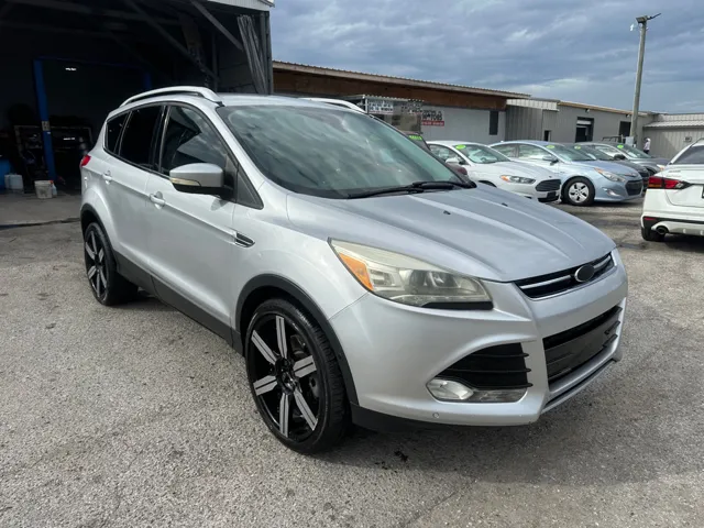 2014 Ford Escape Titanium's photo