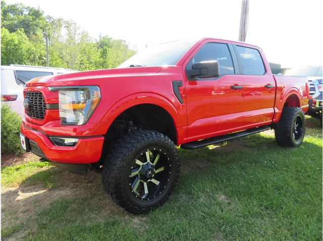2023 Ford F-150 XL 4x4 SuperCrew 5-1/2 Box's photo