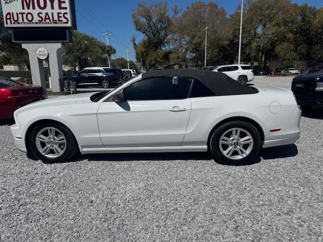2014 Ford Mustang V6's photo