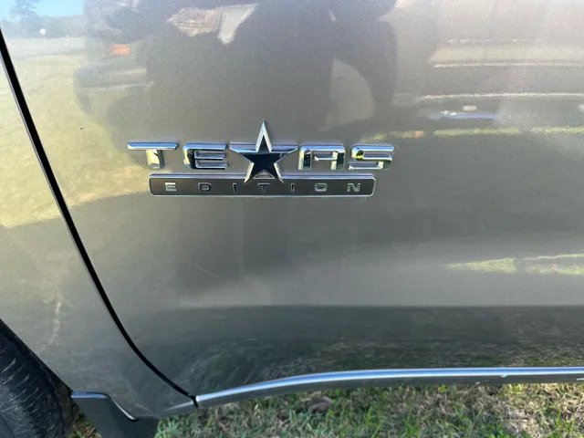 2020 Chevrolet Silverado 1500 LT - Photo 12