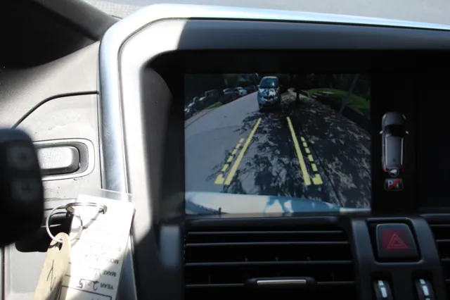 2015 Volvo XC60 T6 Premier Plus - Photo 17