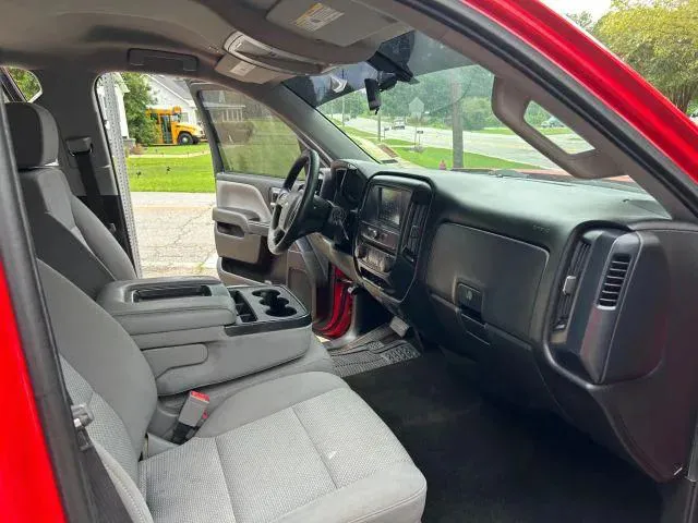 2017 Chevrolet Silverado 1500 Custom - Photo 32