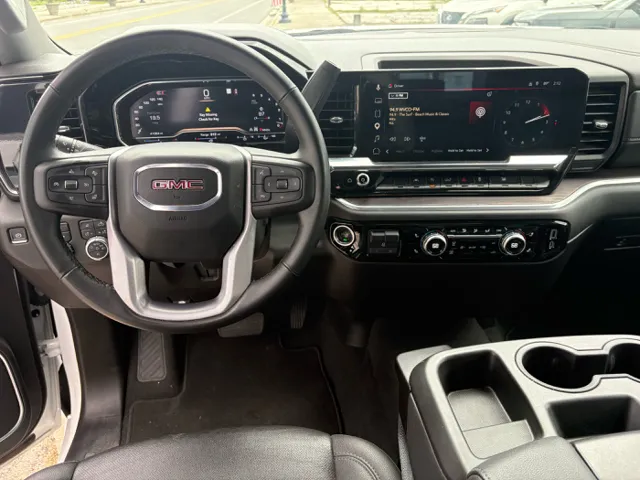 2025 GMC Sierra 1500 SLT - Photo 17