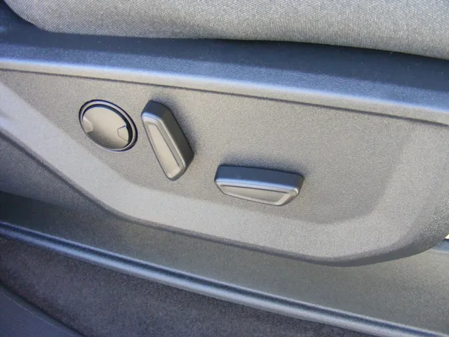 2023 Ford F-150 XLT - Photo 22