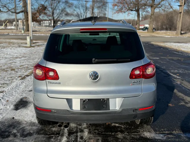 2010 Volkswagen Tiguan SEL - Photo 24