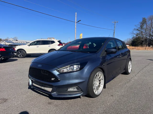 2018 Ford Focus ST
