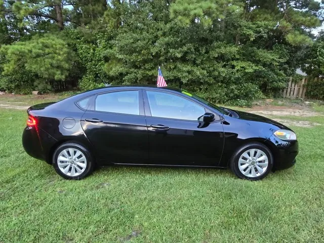 2016 Dodge Dart SE Aero photo 2