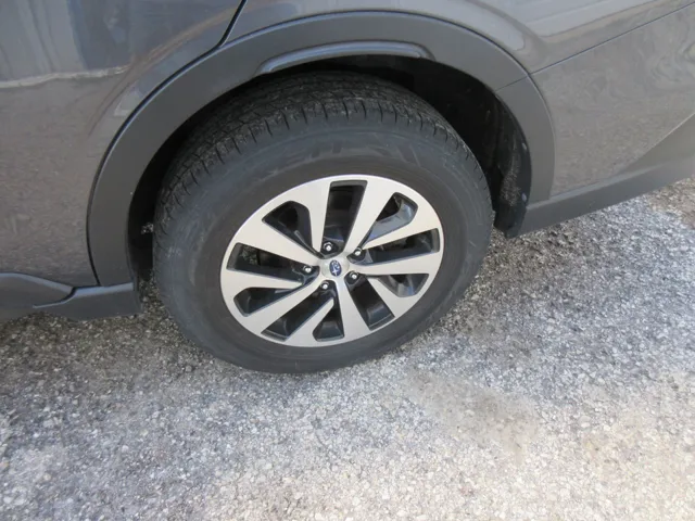 2022 Subaru Outback Premium - Photo 8