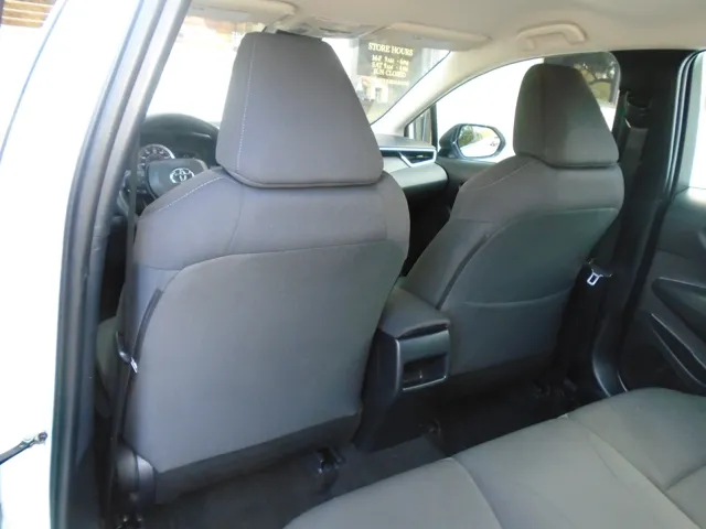2021 Toyota Corolla LE - Photo 34