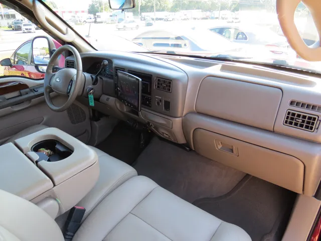 2004 Ford F-250 Lariat photo 33