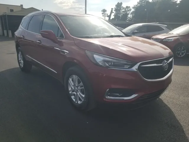 2019 Buick Enclave Essence photo 2