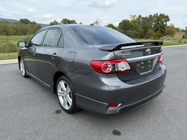 2013 Toyota Corolla S photo 8