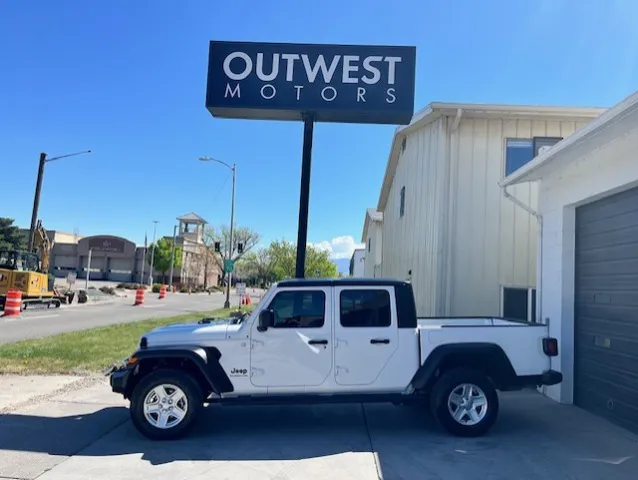 2020 Jeep Gladiator Sport S
