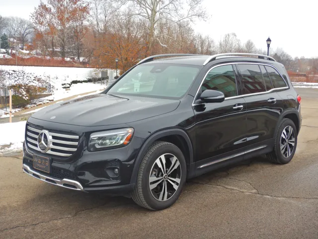 2025 Mercedes-Benz GLB Base