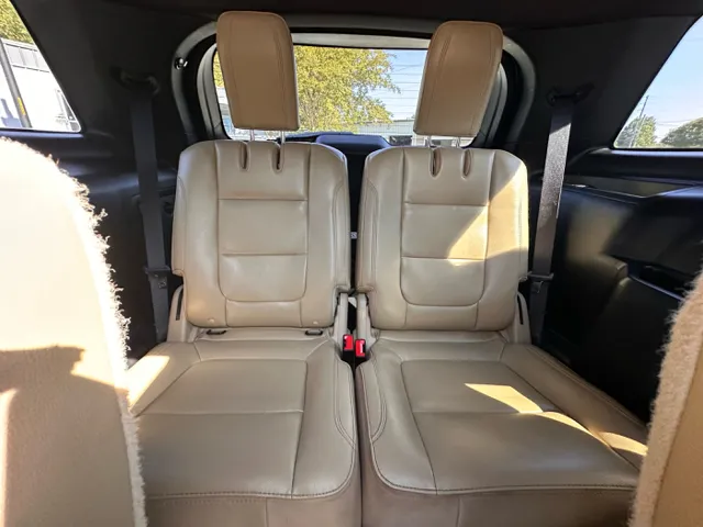 2016 Ford Explorer XLT - Photo 31