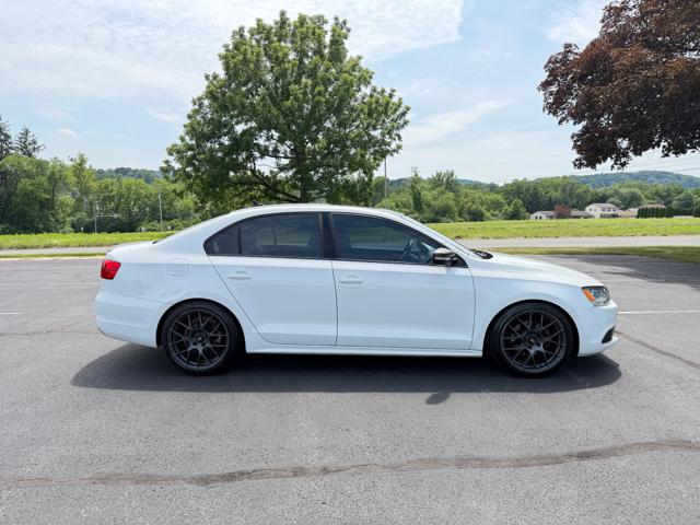 2014 Volkswagen Jetta SE w/connectivity