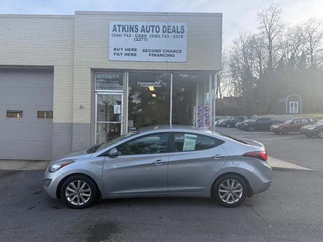 2015 Hyundai Elantra SE
