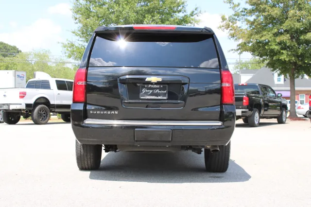 2015 Chevrolet Suburban LTZ - Photo 6