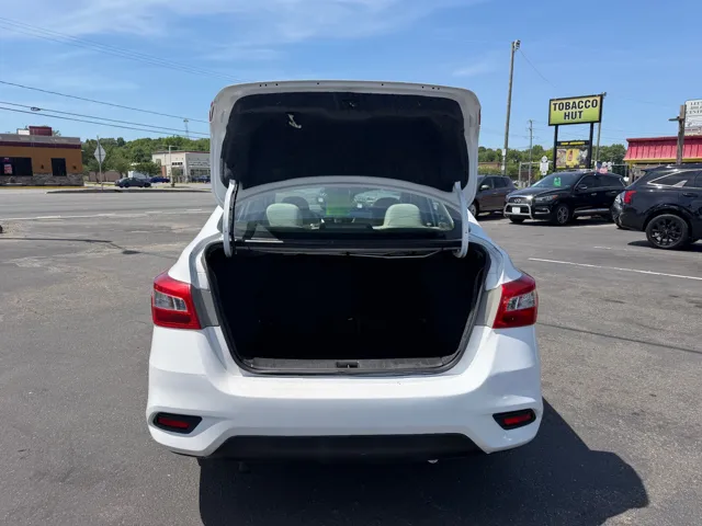 2017 Nissan Sentra S - Photo 23