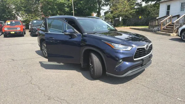 2020 Toyota Highlander XLE
