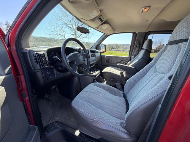 2005 Chevrolet Express 1500 AWD