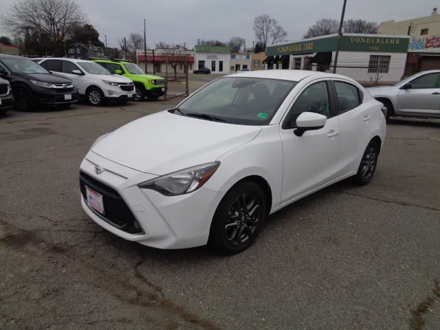 2019 Toyota Yaris LE AT's photo