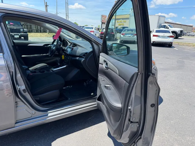 2019 Nissan Sentra S - Photo 15