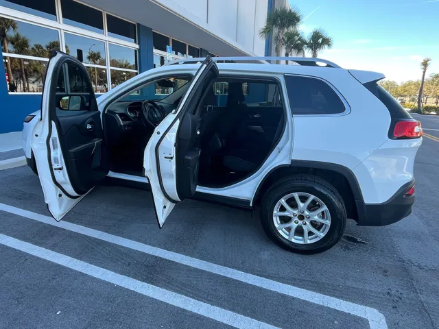 2017 Jeep Cherokee Latitude - Photo 23