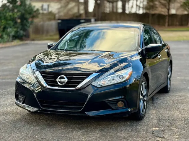 2017 Nissan Altima SV