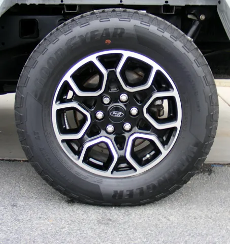 2023 Ford F-150 XLT - Photo 14