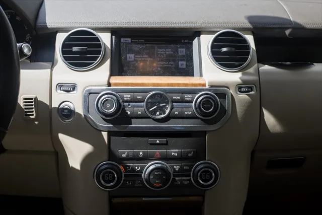 2016 Land Rover LR4 HSE - Photo 22