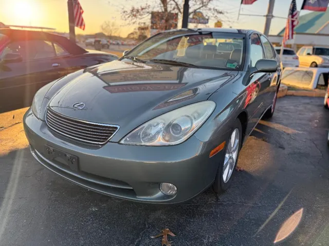 2005 Lexus ES 330's photo