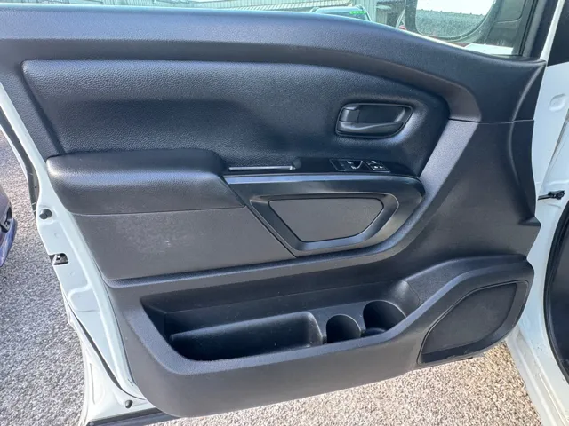 2017 Nissan Titan S - Photo 11