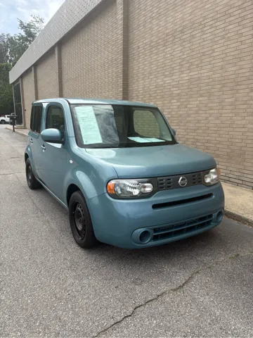 2010 Nissan Cube's photo