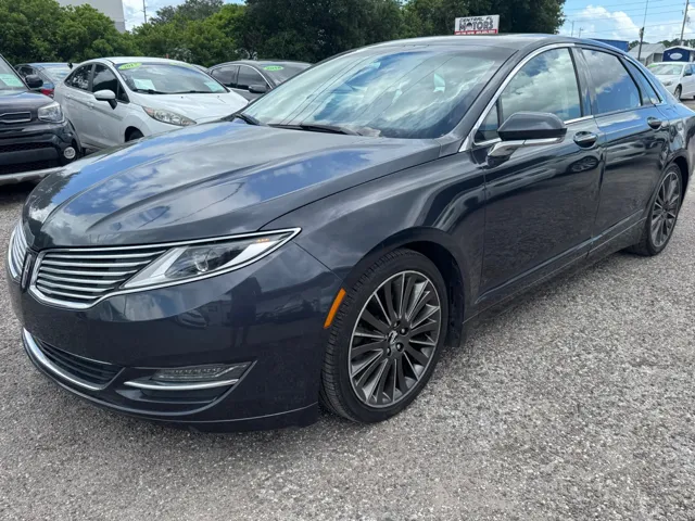 2014 Lincoln MKZ Front Wheel Drive's photo