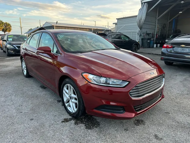 2014 Ford Fusion SE
