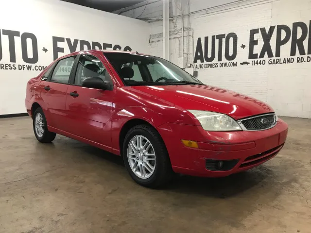 2005 Ford Focus's photo