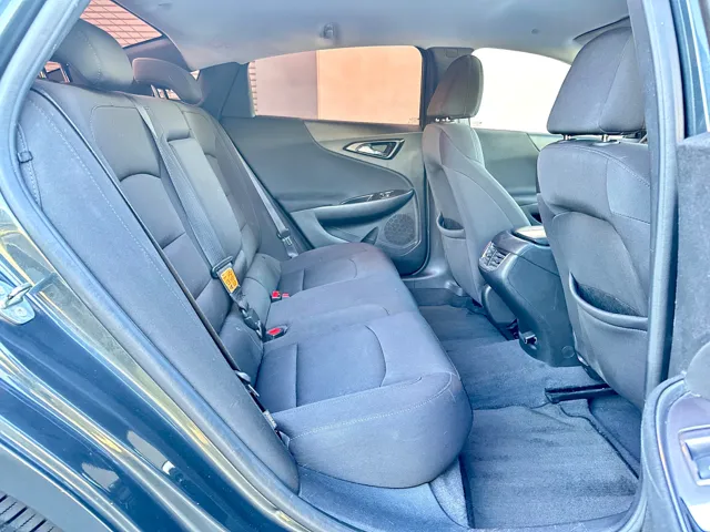 2018 Chevrolet Malibu 1LT - Photo 37