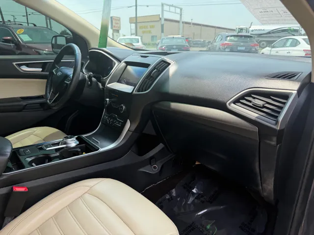 2020 Ford Edge SEL - Photo 18
