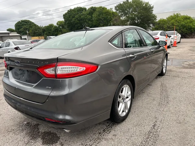 2014 Ford Fusion SE - Photo 6