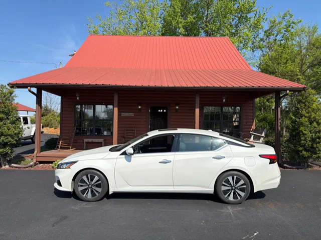 2021 Nissan Altima SL
