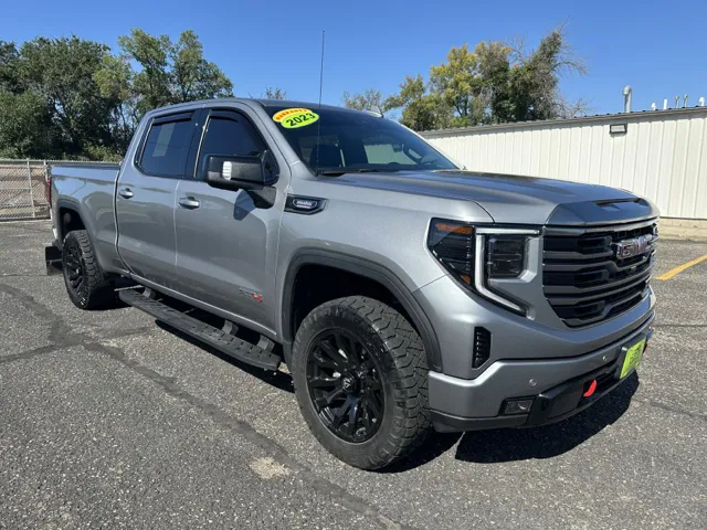 2023 GMC Sierra 1500 AT4's photo