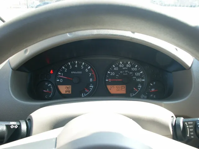 2012 Nissan Frontier - Photo 10