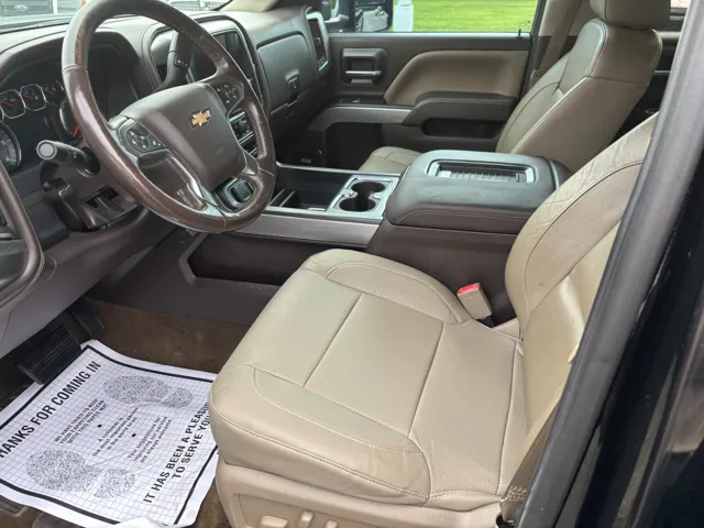 2016 Chevrolet Silverado 1500 LTZ photo 9