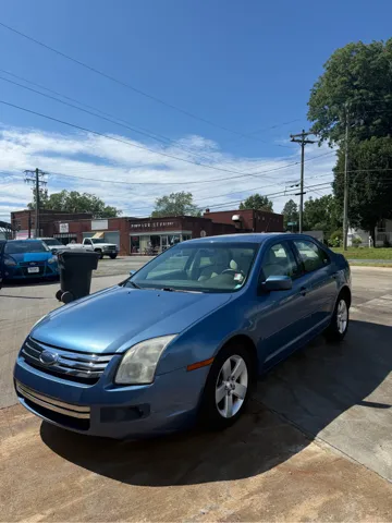 2009 Ford Fusion I4 SE's photo